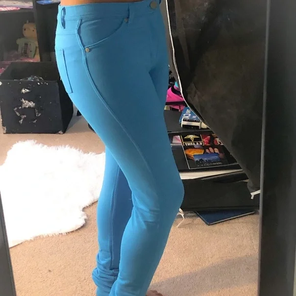 Women’s Skinny stretch pants. - Picture 5 of 6